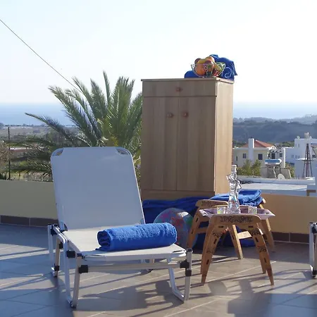 Kiki Otel Lakhania
