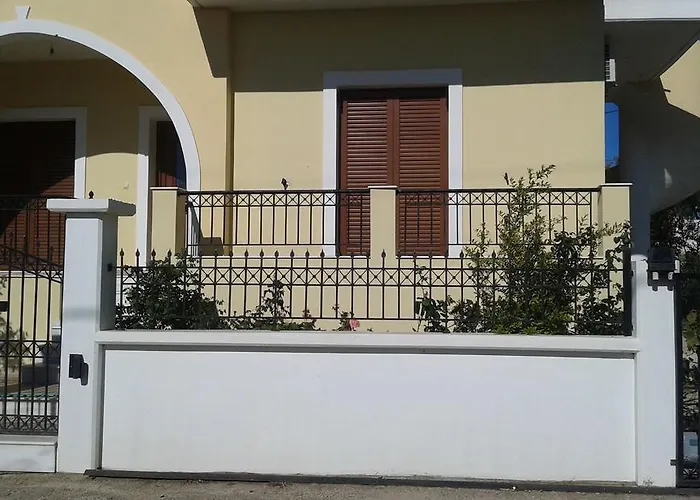 Kiki Hotel Lachania